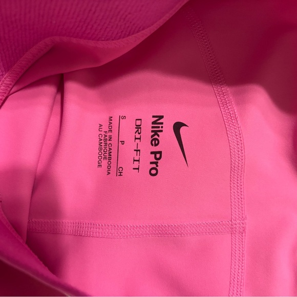 Nike Pro Dri-FIT Pink Shorts size small - Picture 3 of 4